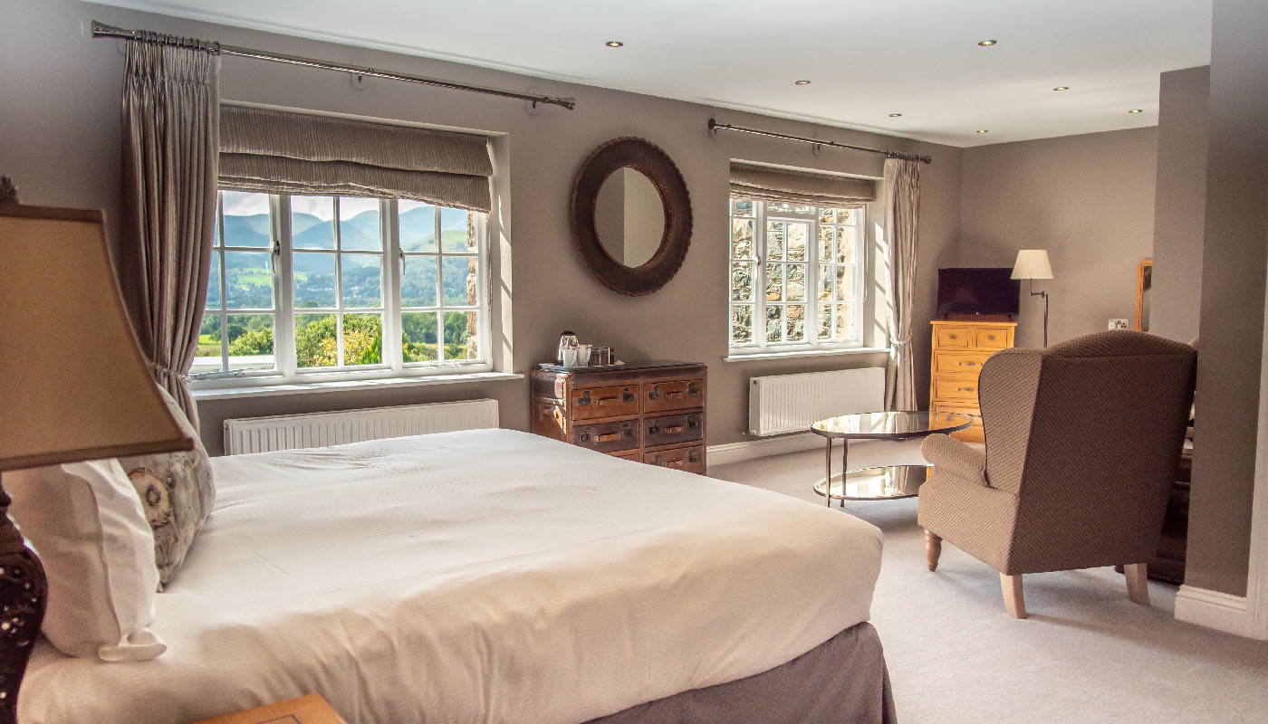 Deluxe King 2 Kings How Hero Image